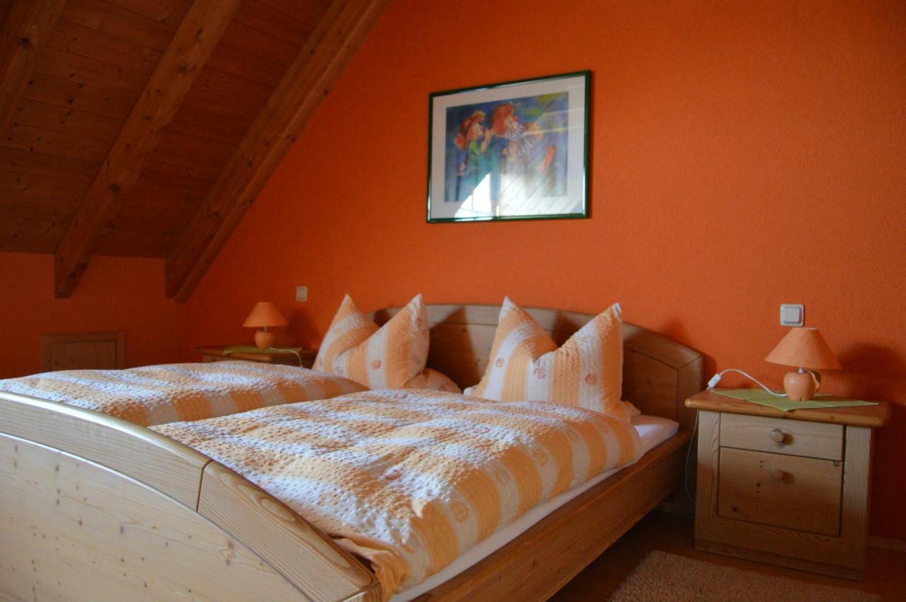 Schuler-Petschler Apartman Obereisenheim Kültér fotó
